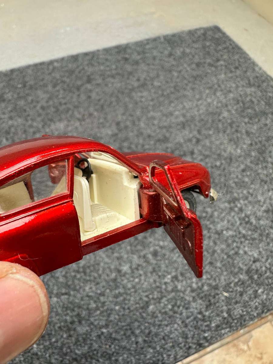 DINKY TOYS