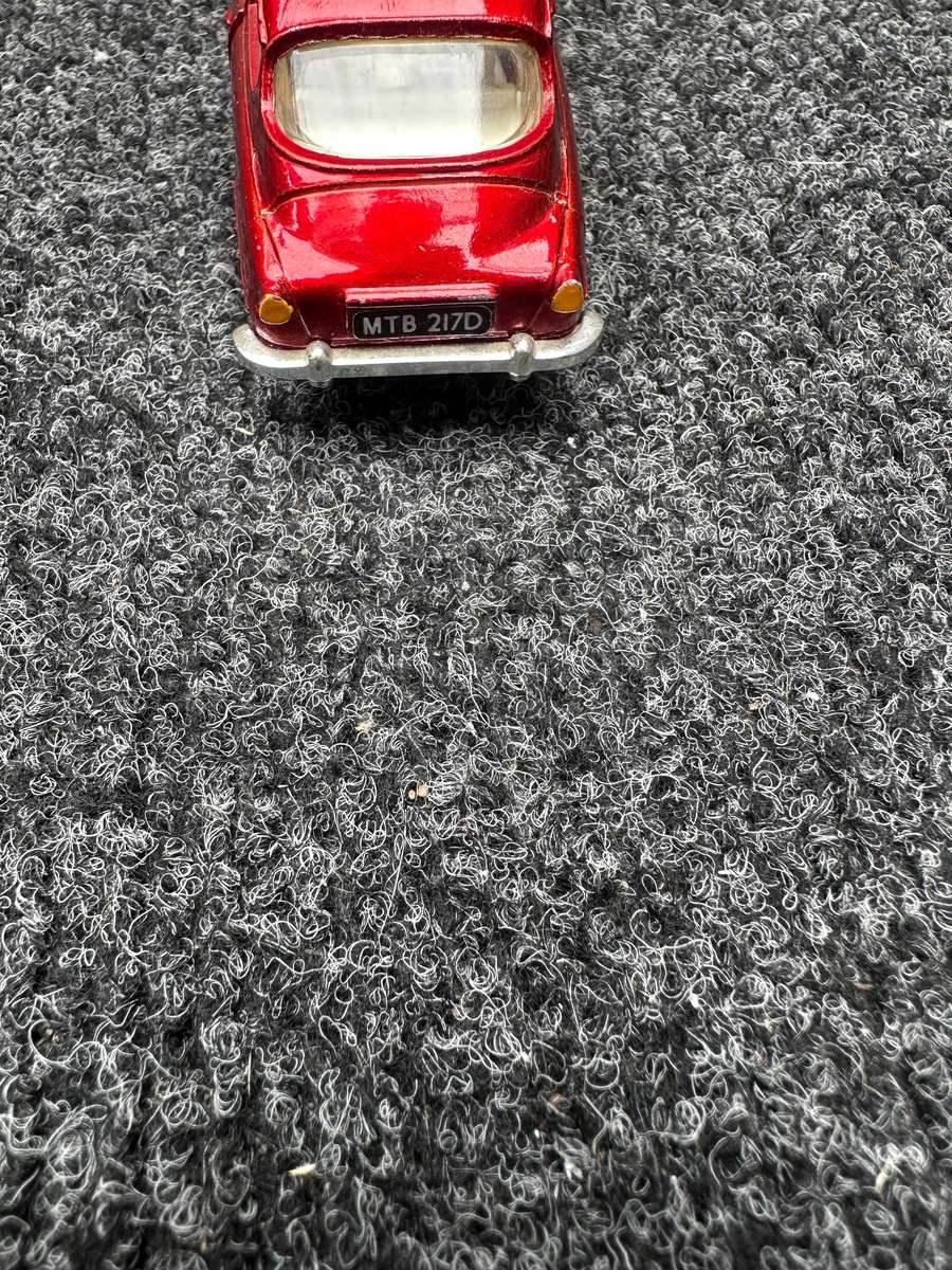 DINKY TOYS