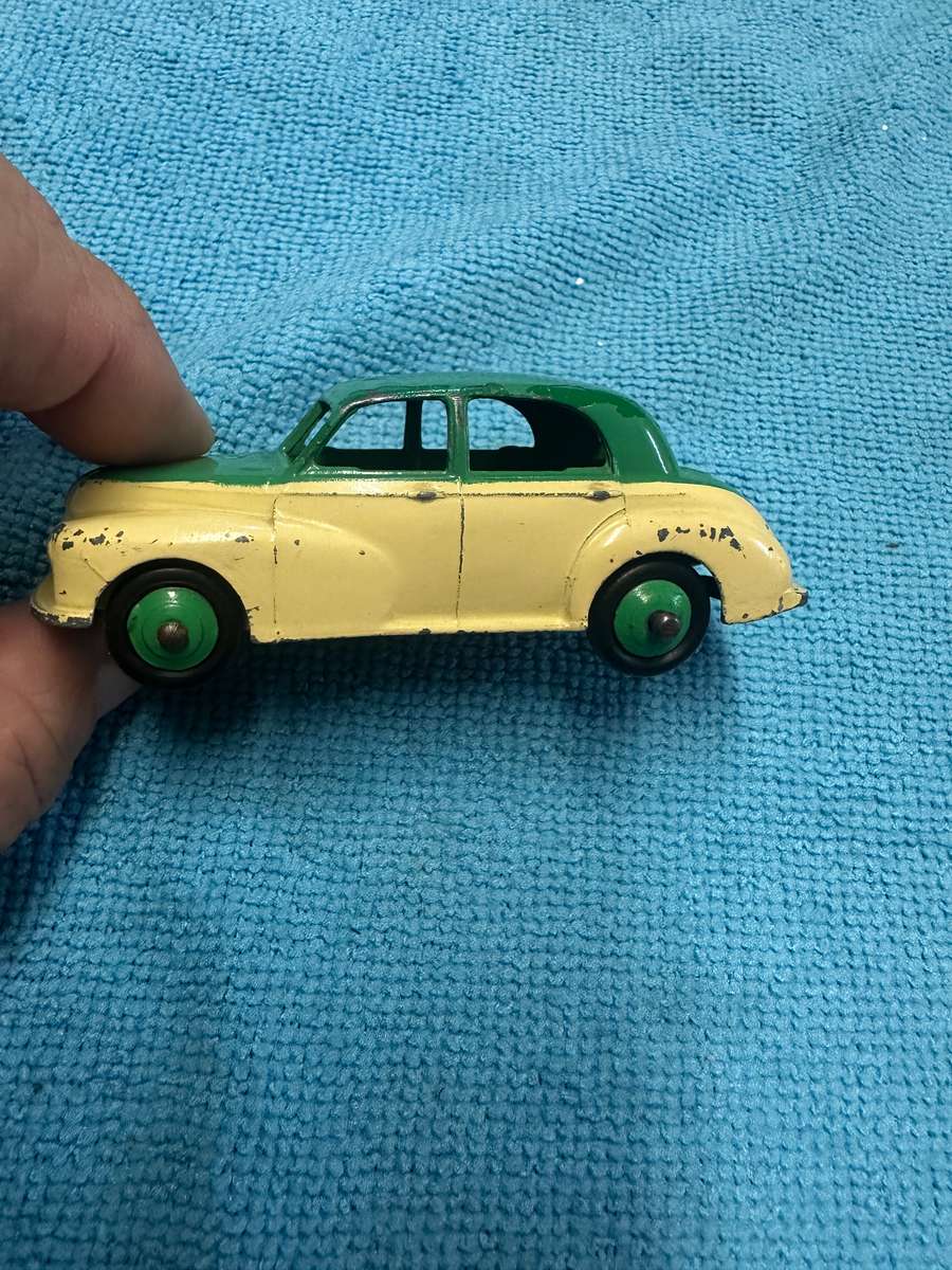 DINKY TOYS