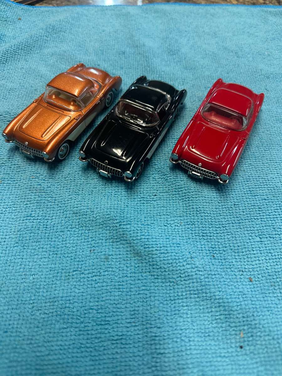 DINKY TOYS