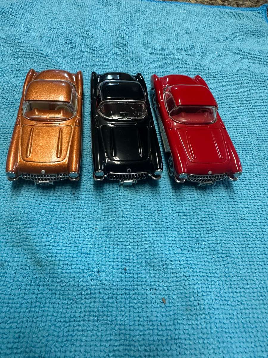 DINKY TOYS