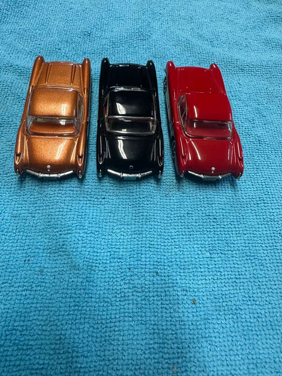 DINKY TOYS