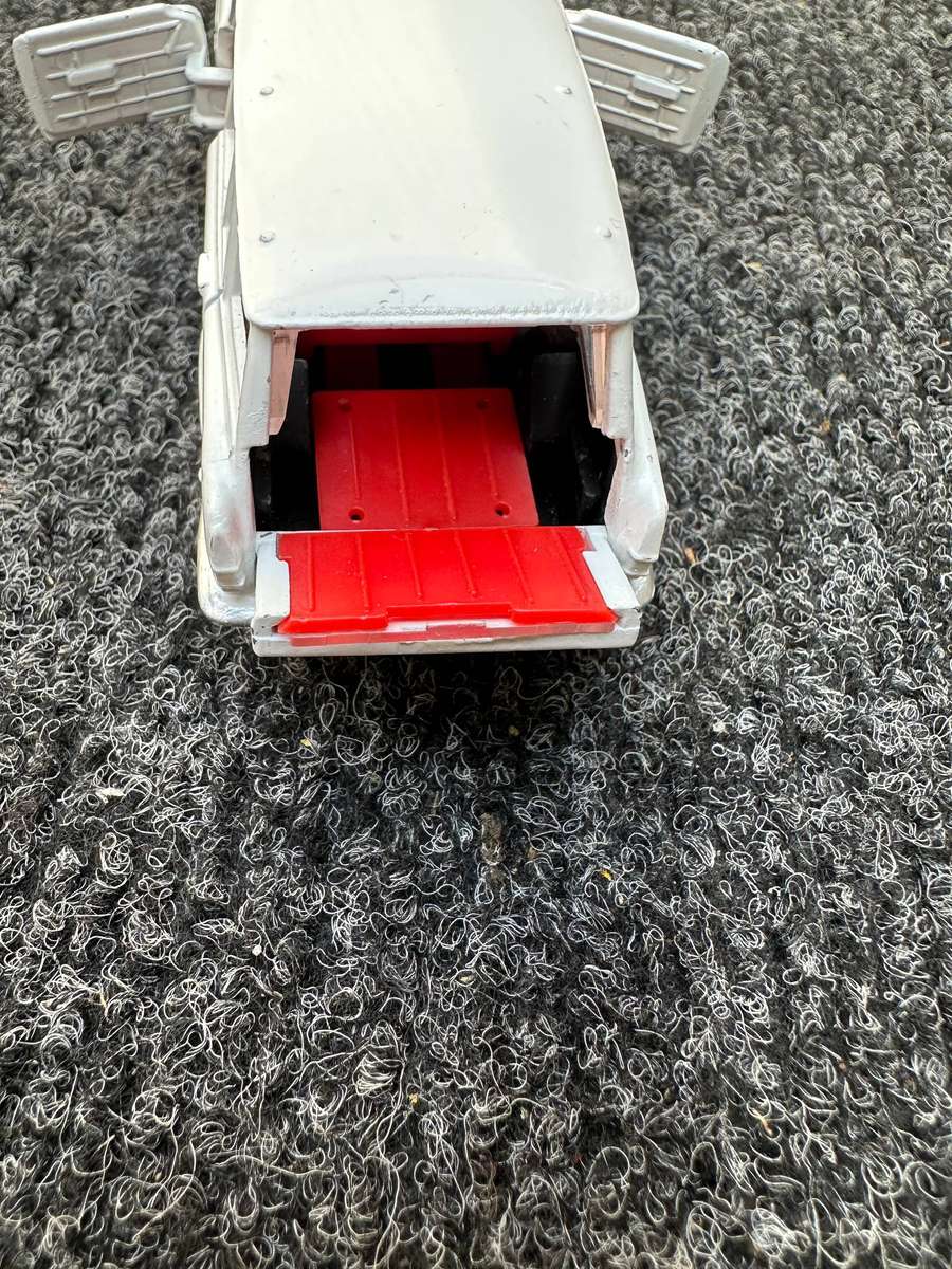 DINKY TOYS