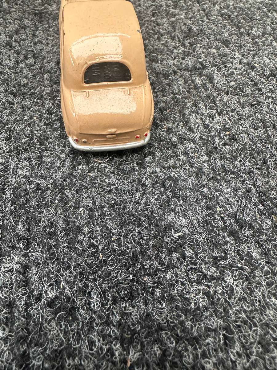 DINKY TOYS