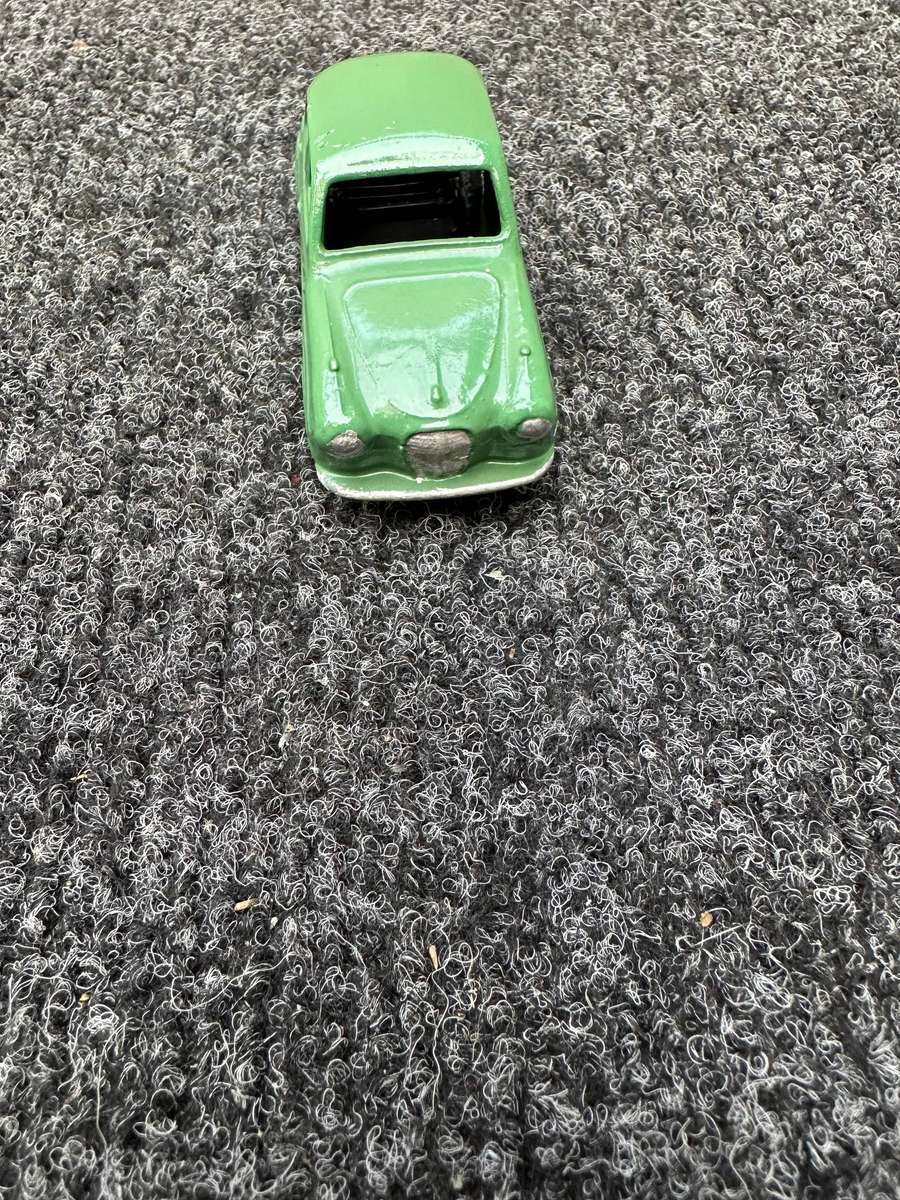 DINKY TOYS