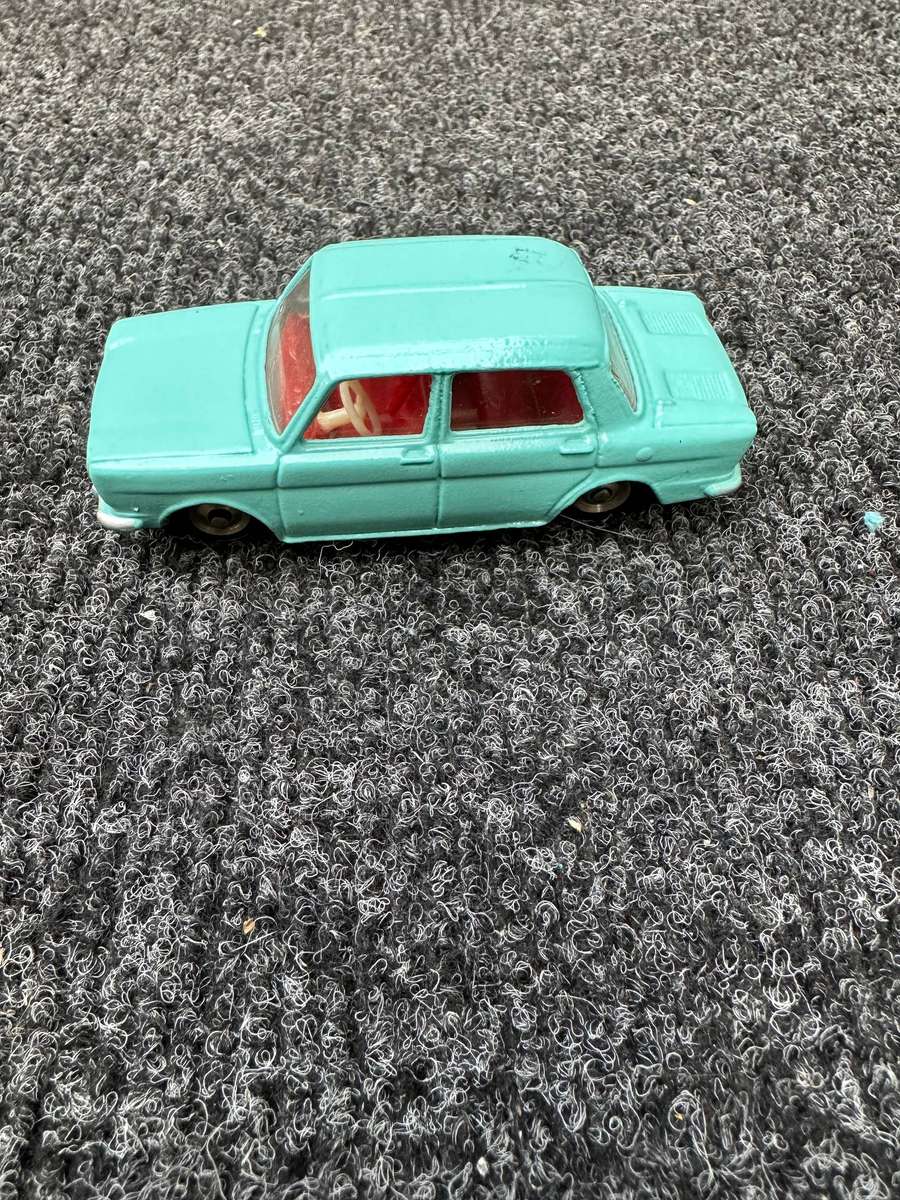 DINKY TOYS