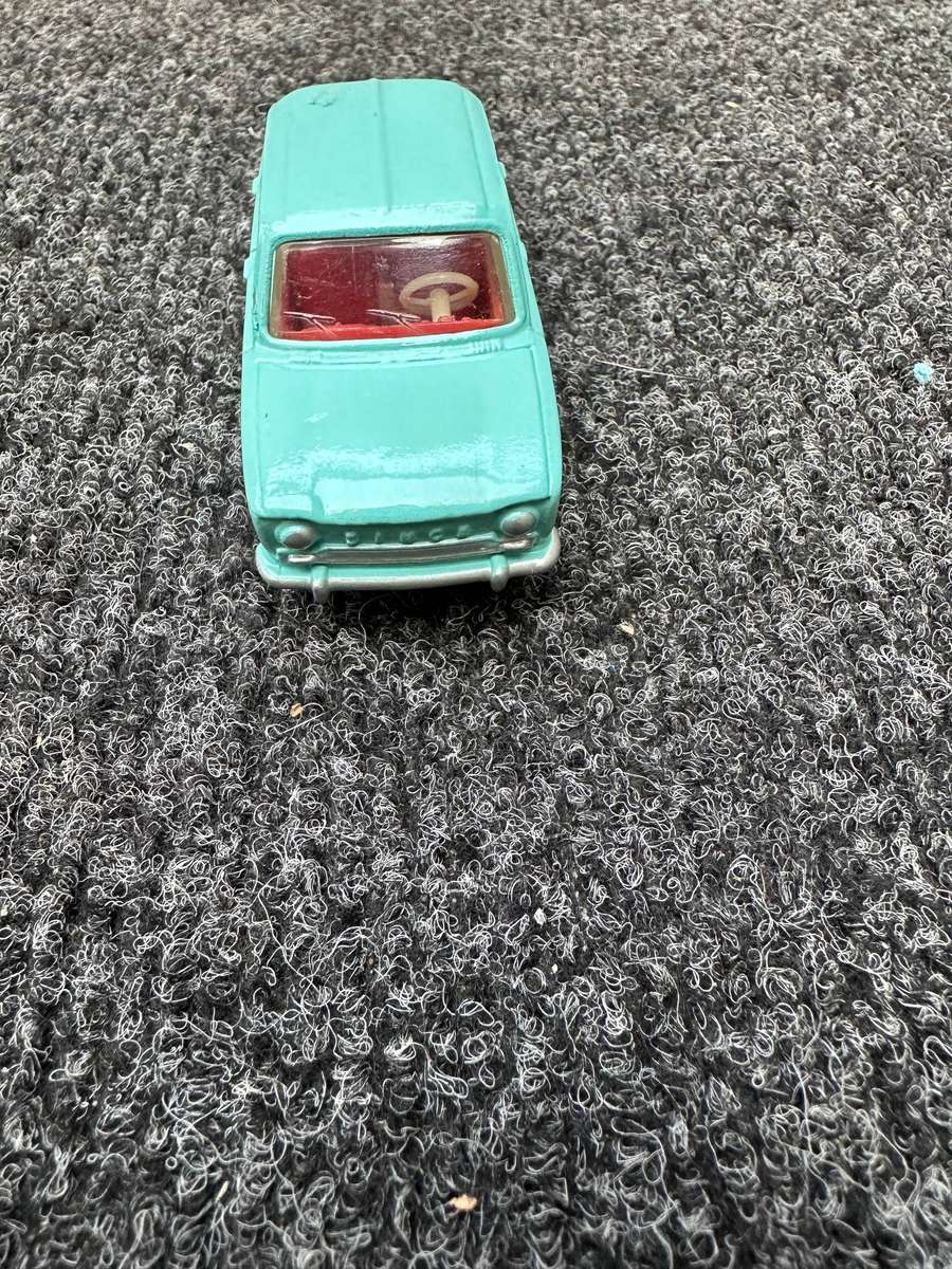DINKY TOYS