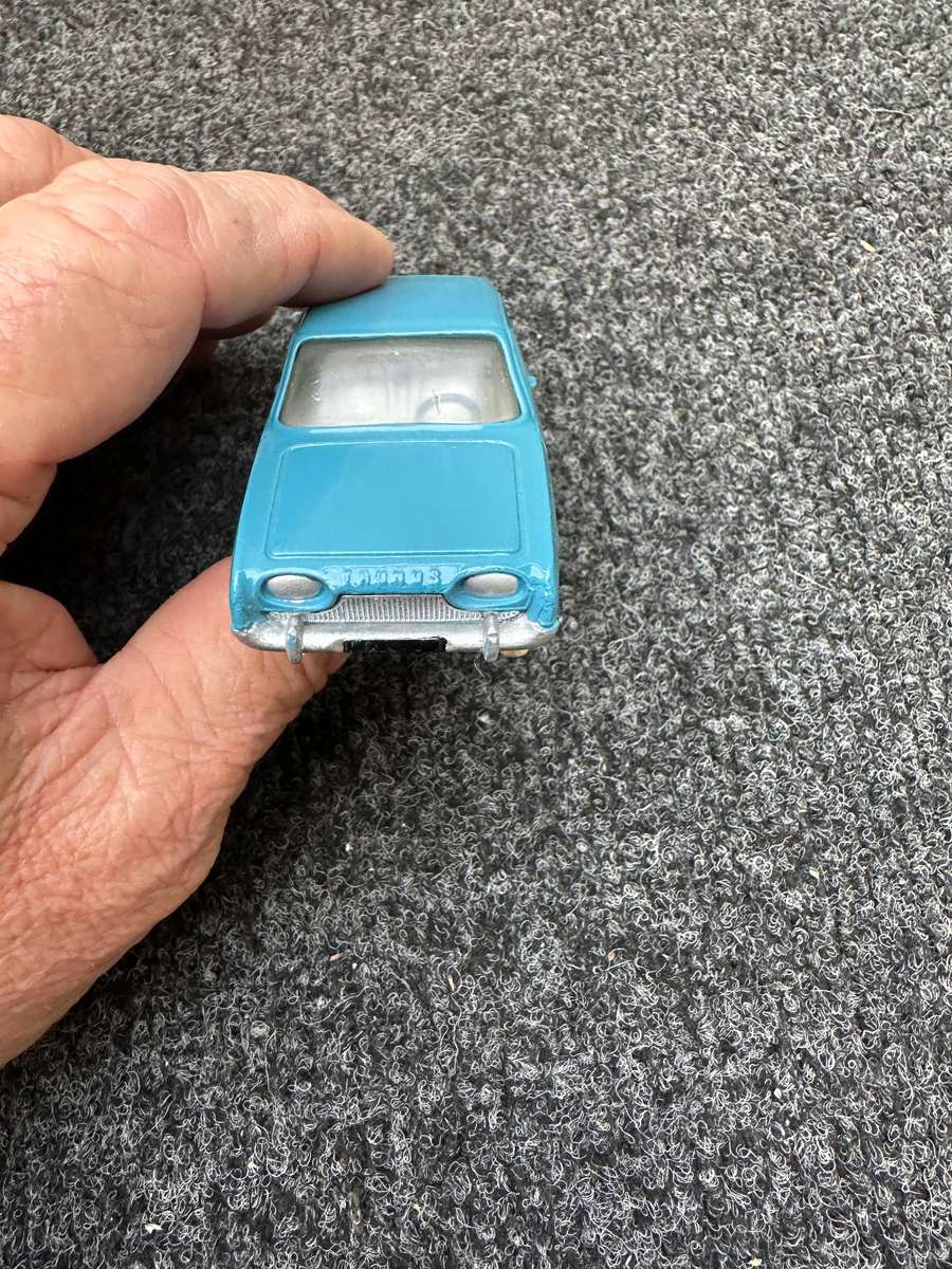 DINKY TOYS