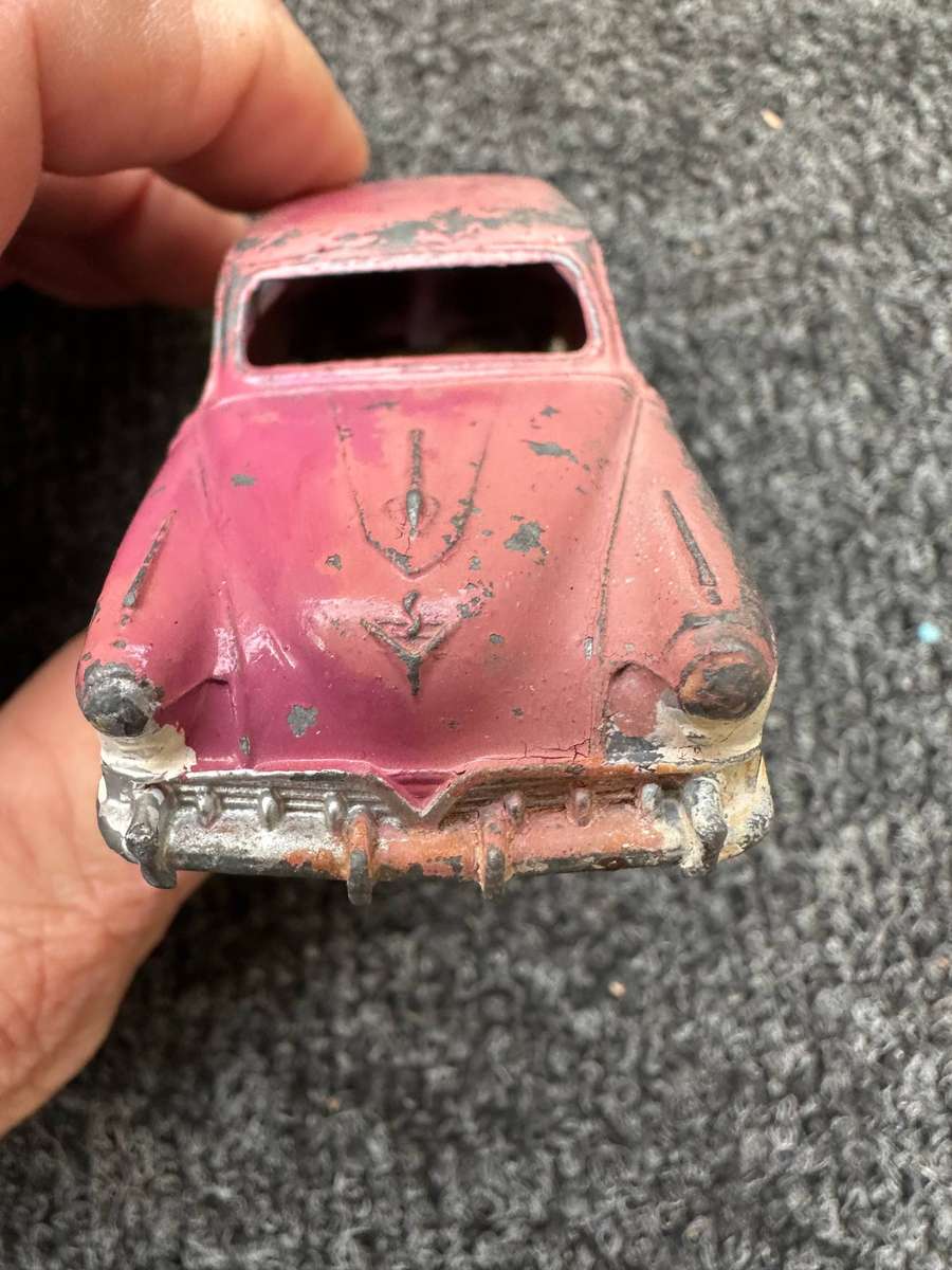 DINKY TOYS