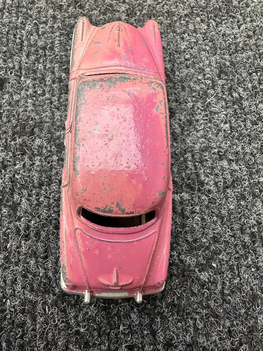 DINKY TOYS