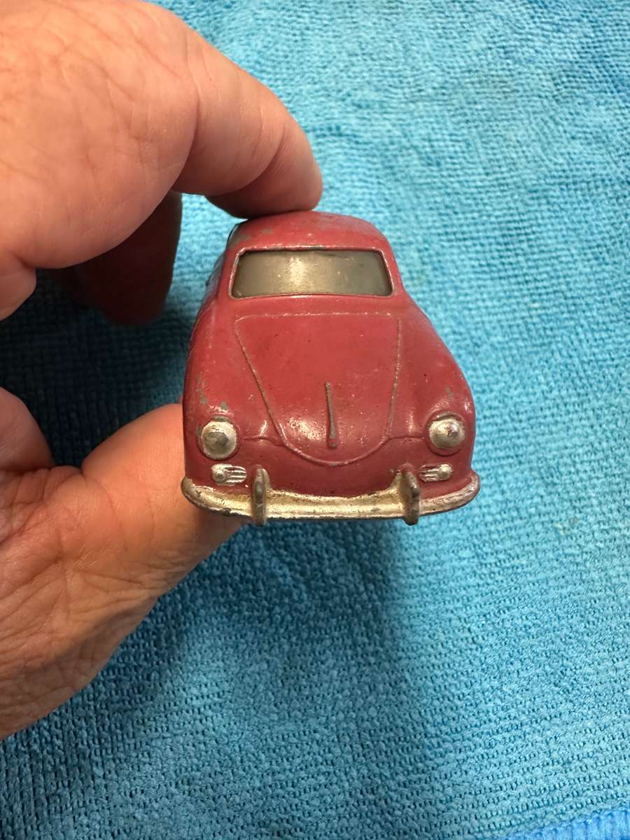 DINKY TOYS