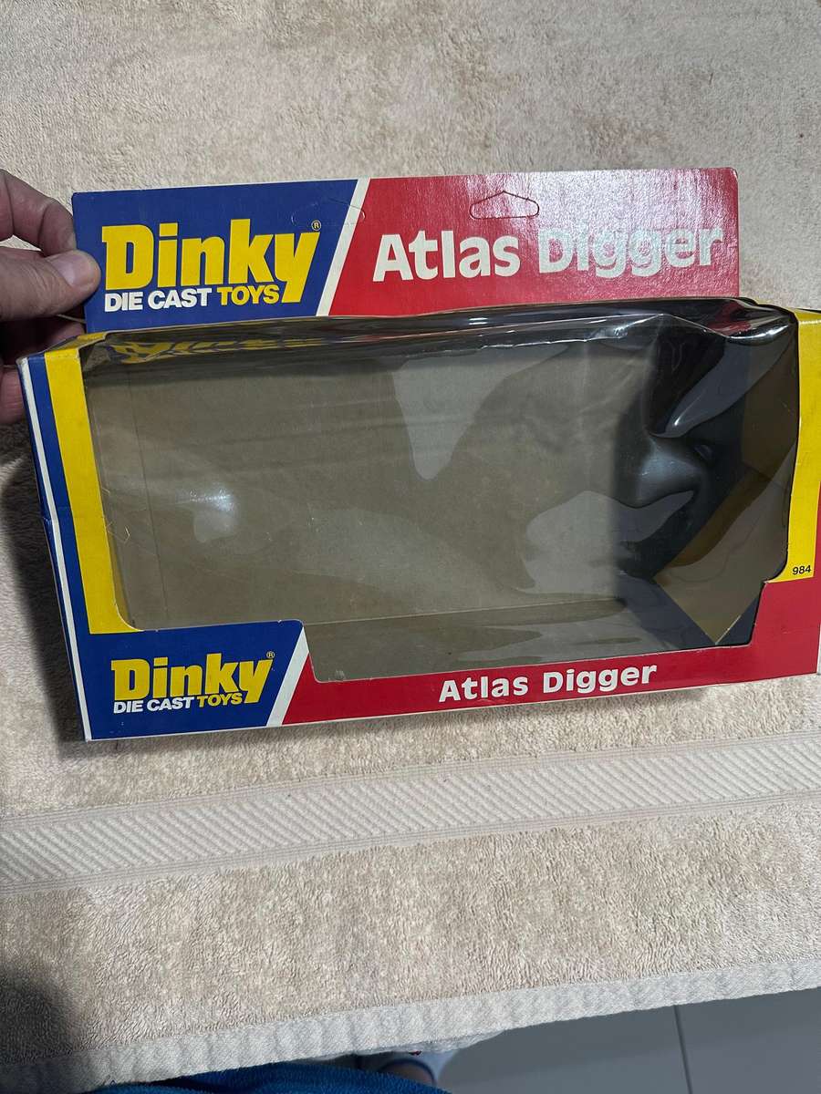 DINKY TOYS