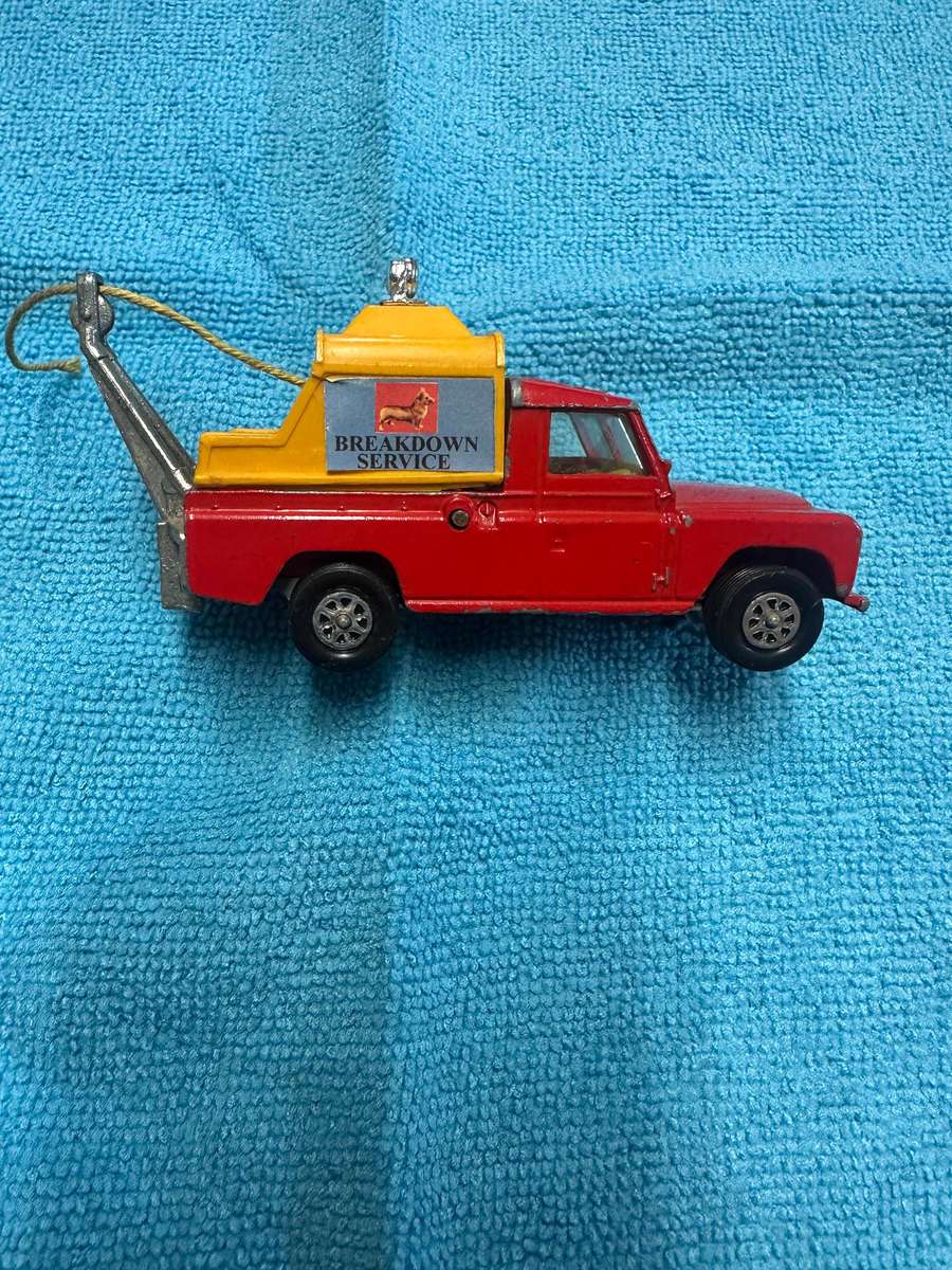 CORGI TOYS LAND ROVER