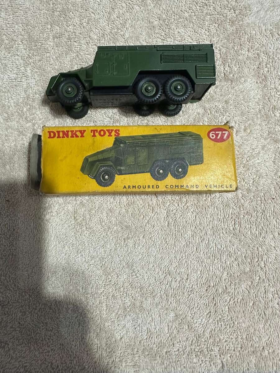 DINKY TOYS