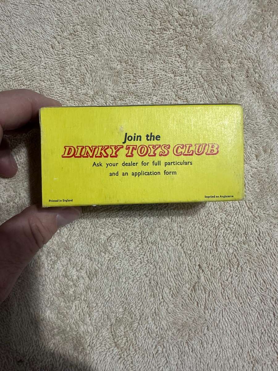 DINKY TOYS
