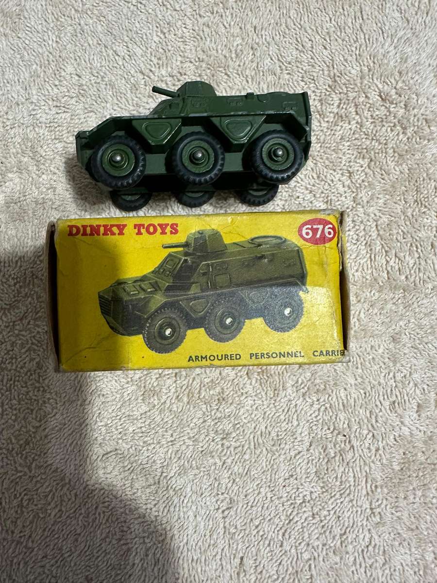 DINKY TOYS
