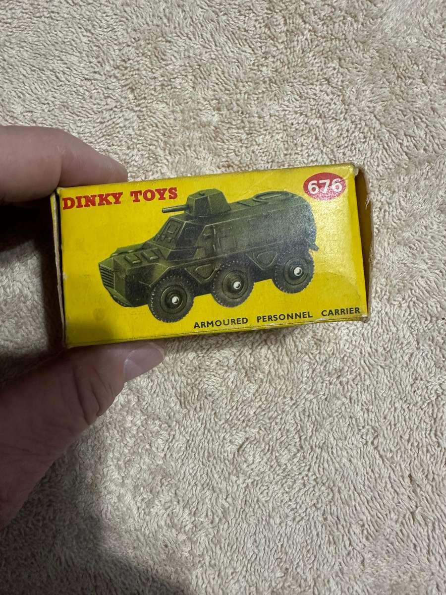 DINKY TOYS