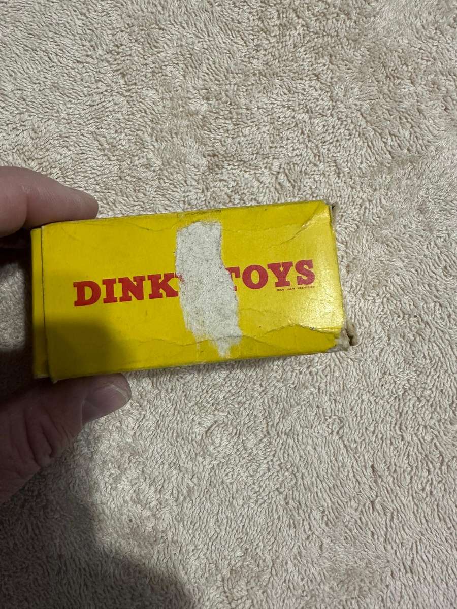 DINKY TOYS