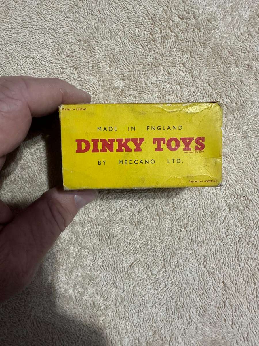 DINKY TOYS