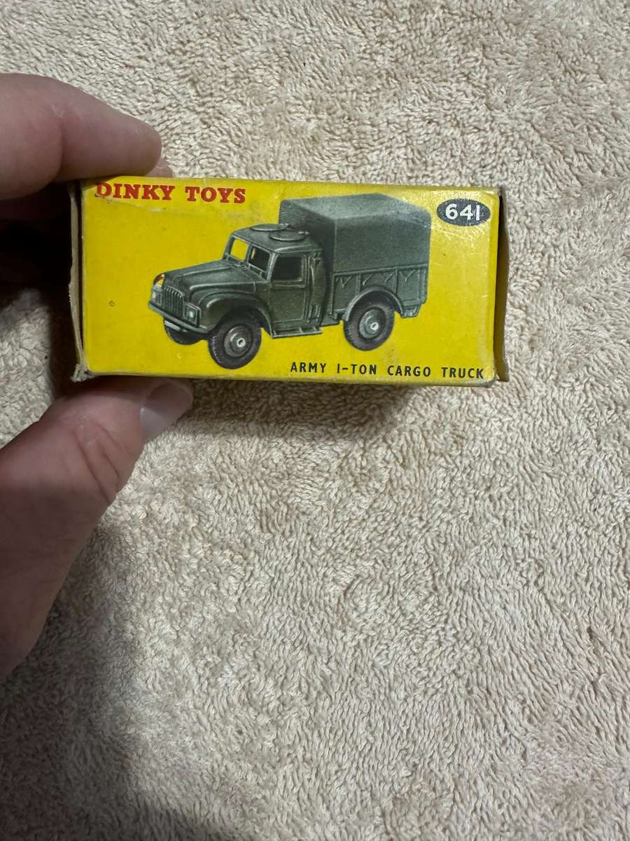 DINKY TOYS