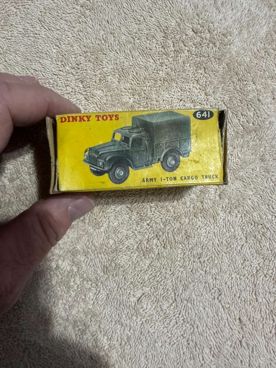 DINKY TOYS