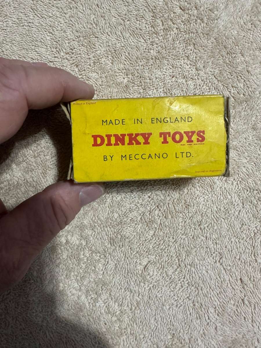DINKY TOYS
