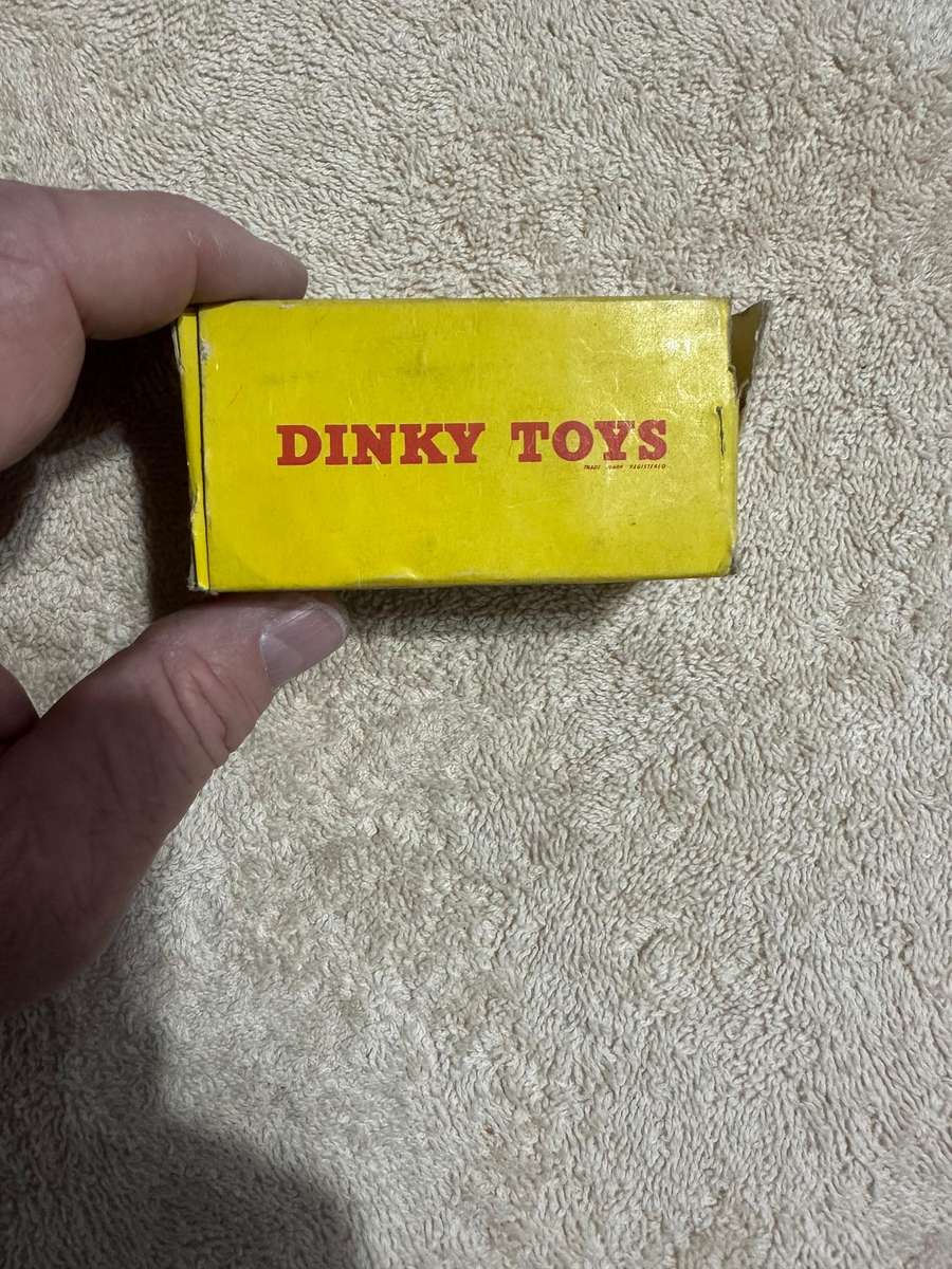DINKY TOYS