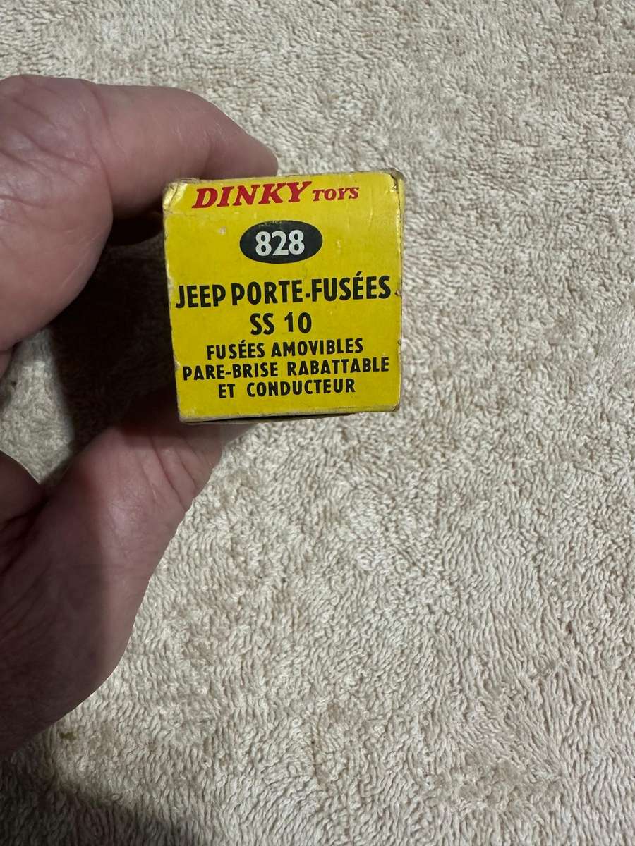 DINKY TOYS