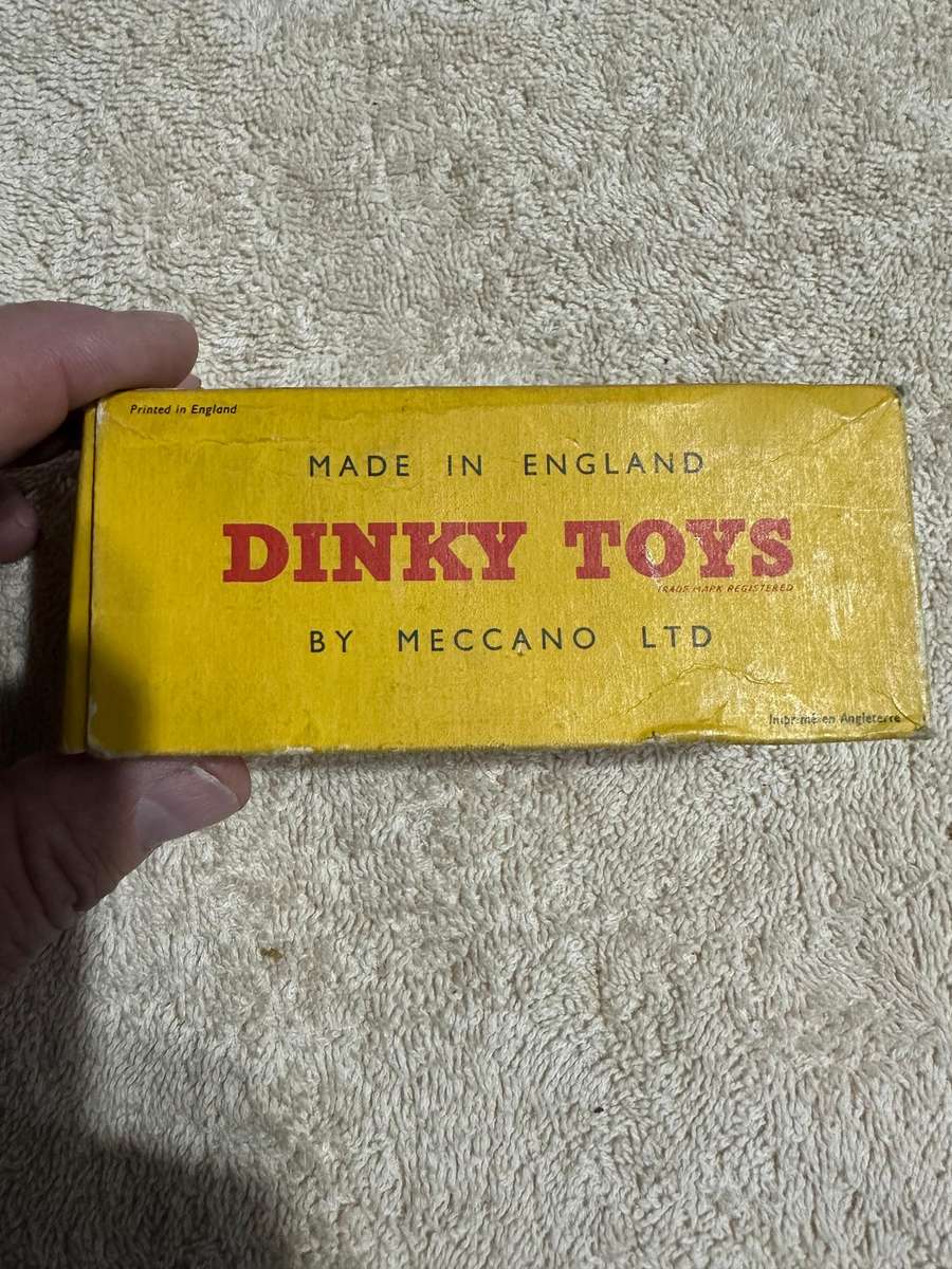 DINKY TOYS