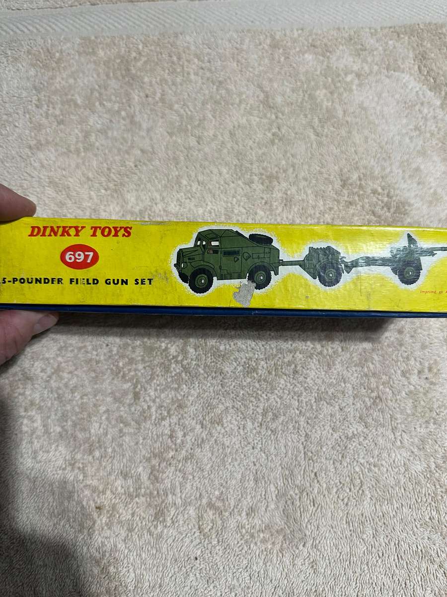 DINKY TOYS