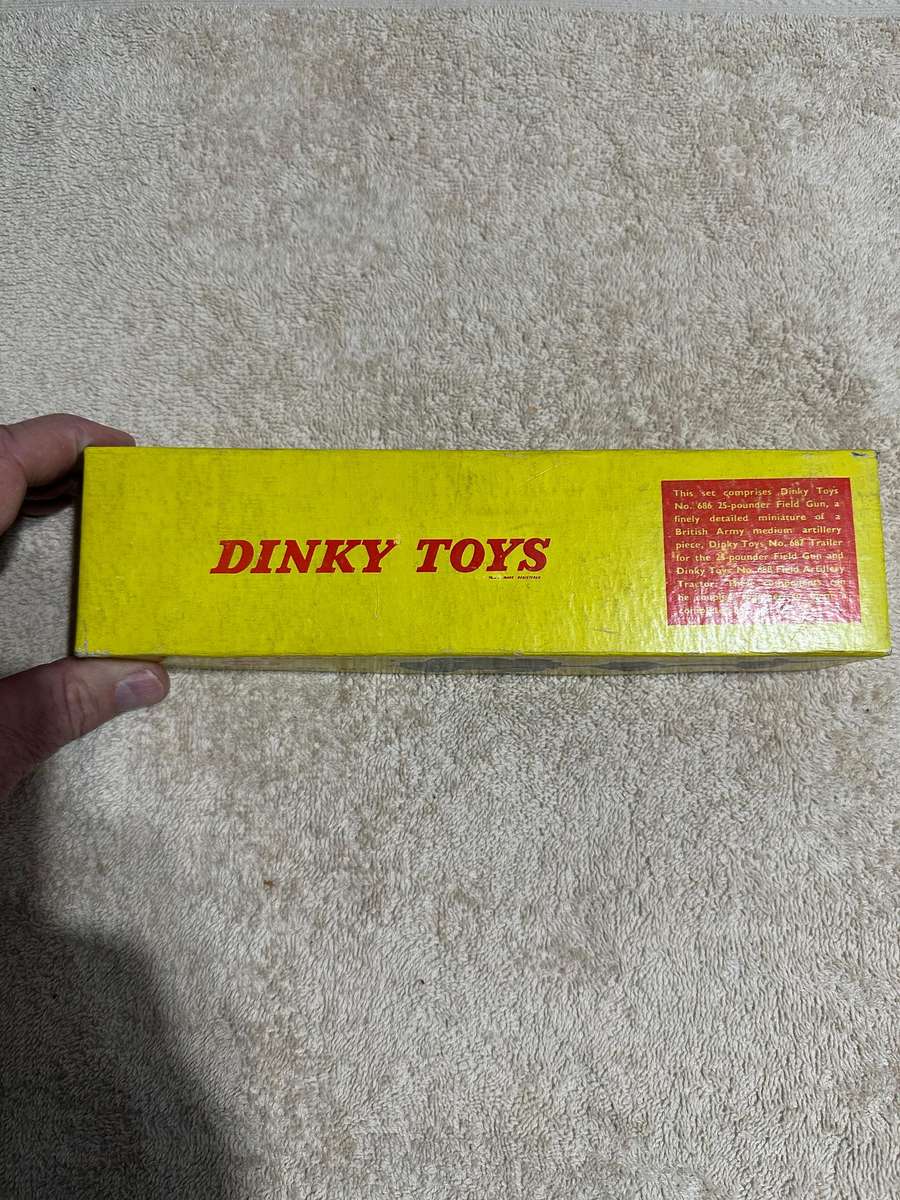 DINKY TOYS