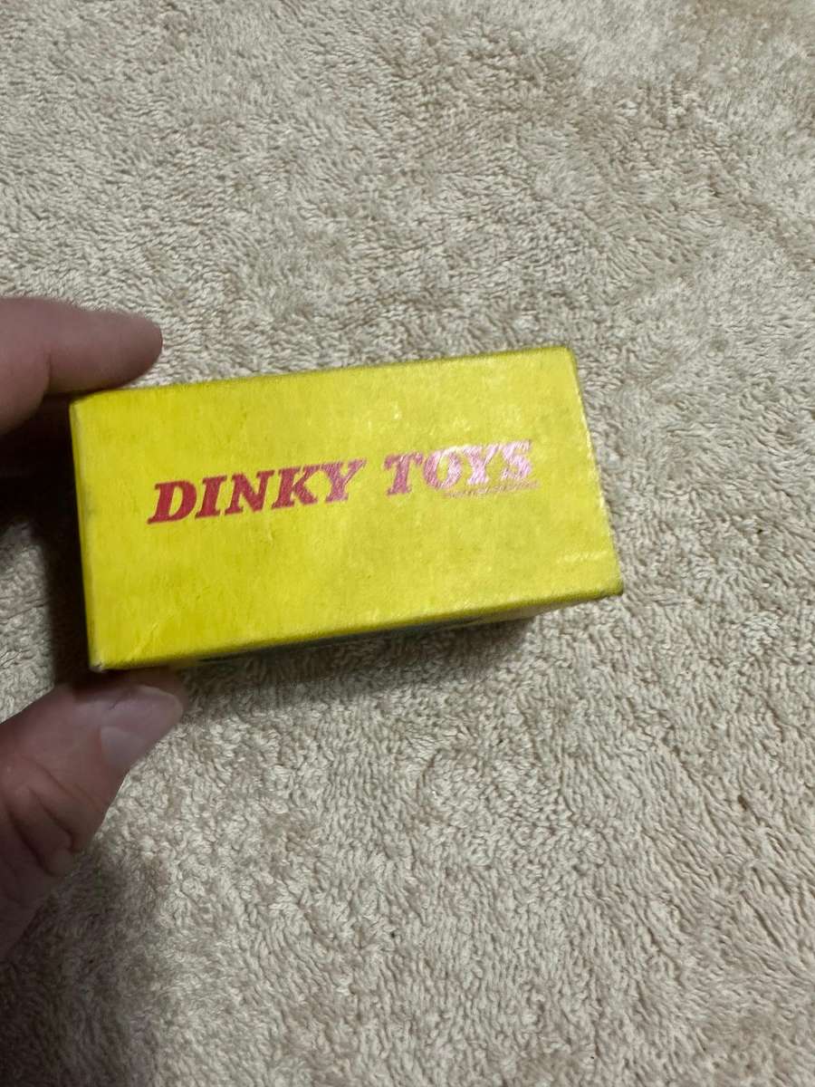 DINKY TOYS