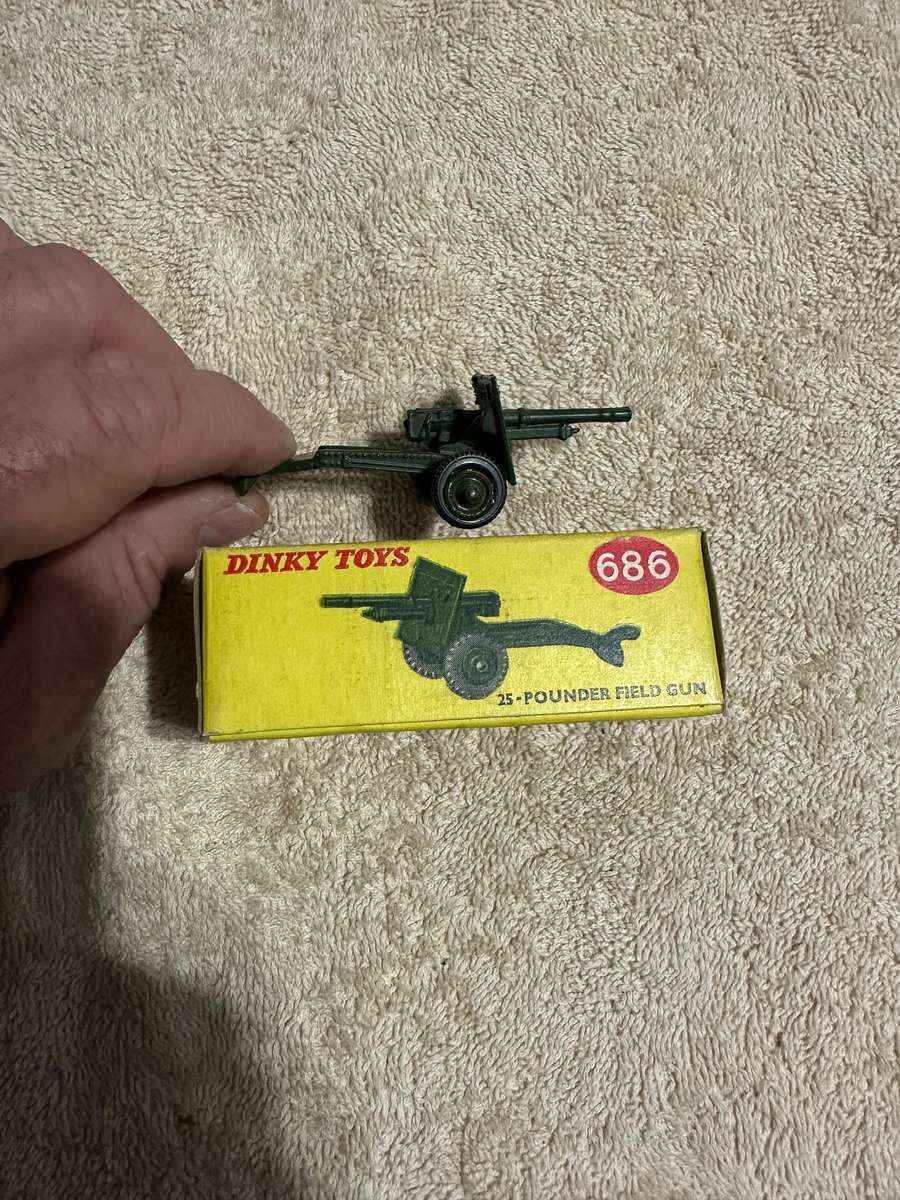 DINKY TOYS