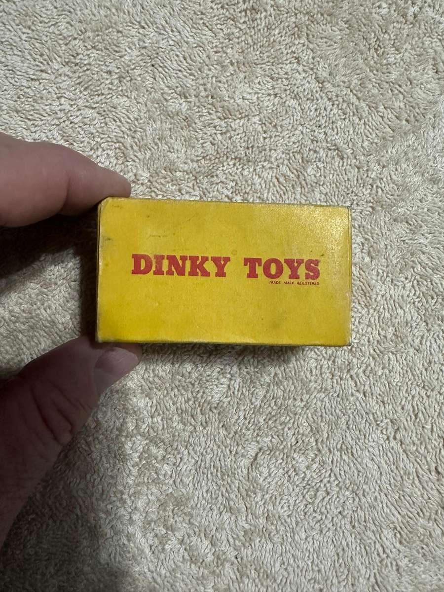 DINKY TOYS