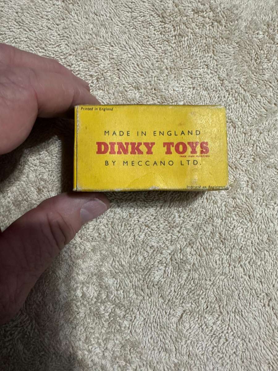 DINKY TOYS