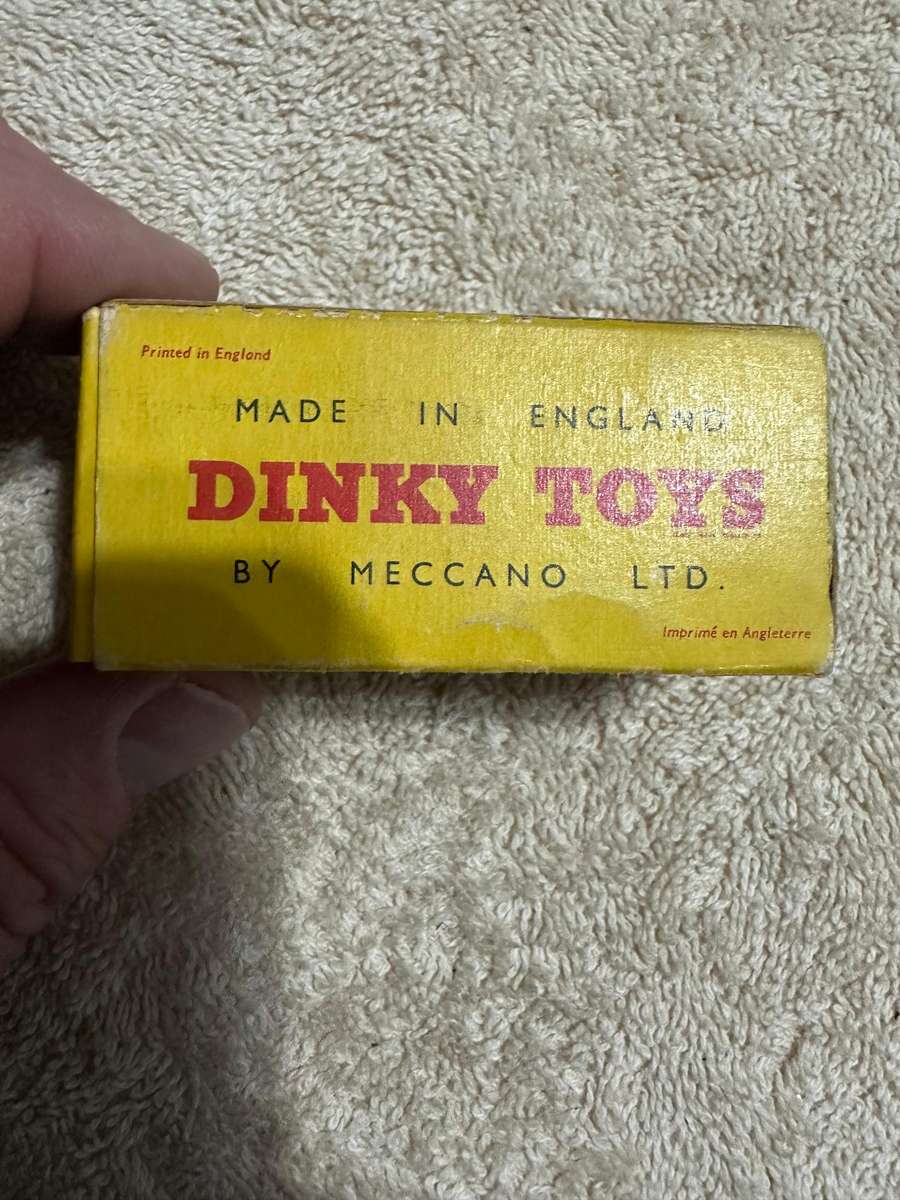 DINKY TOYS