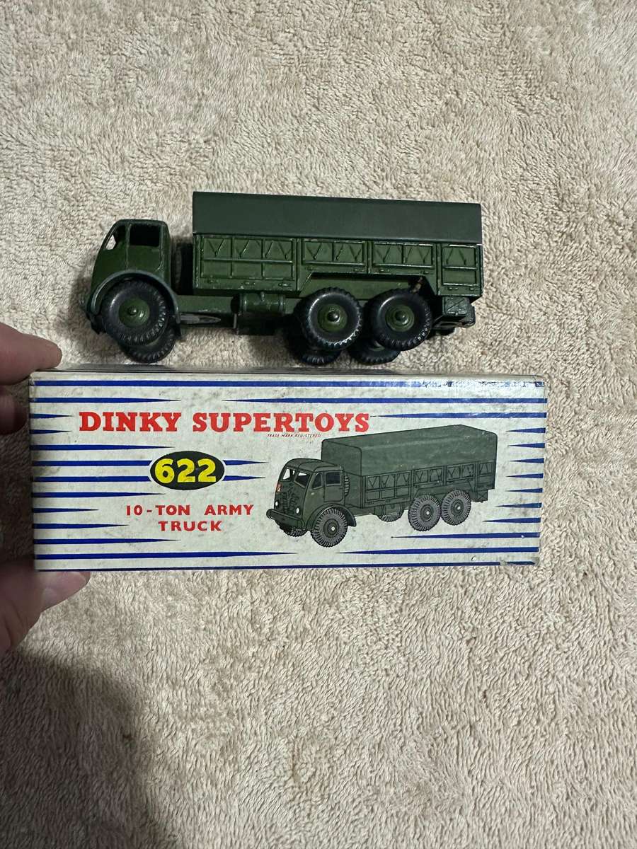 DINKY TOYS