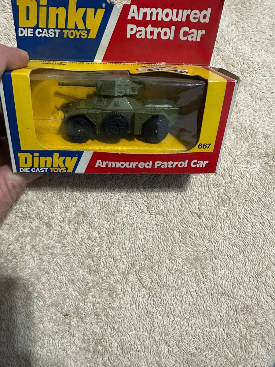 DINKY TOYS