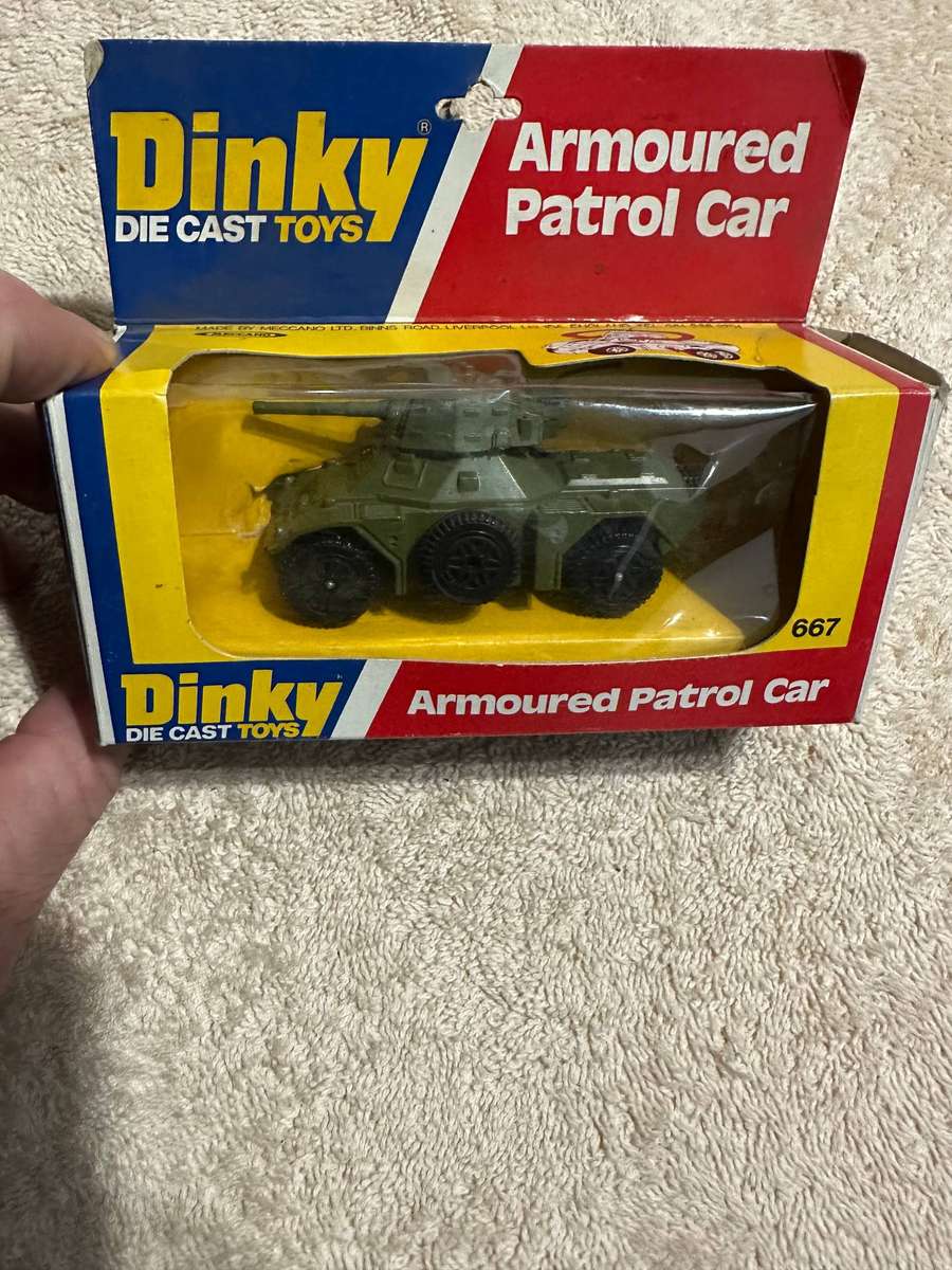 DINKY TOYS
