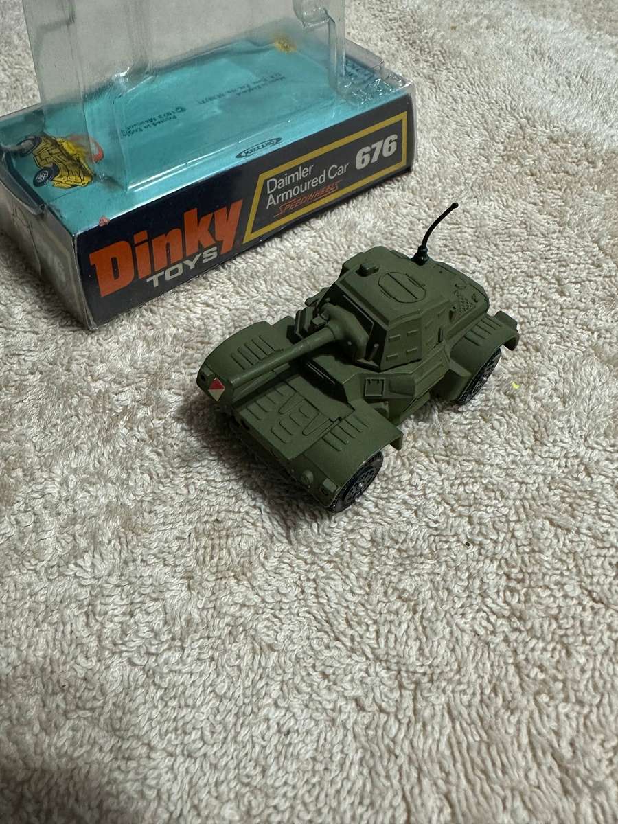 DINKY TOYS