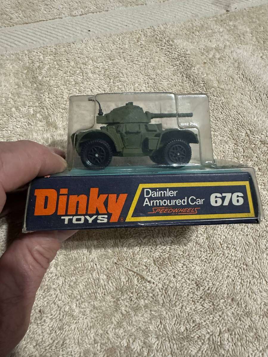 DINKY TOYS