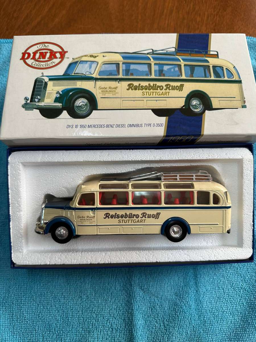 DINKY TOYS