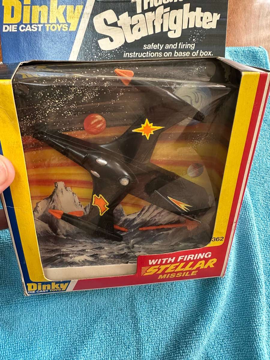 DINKY TOYS