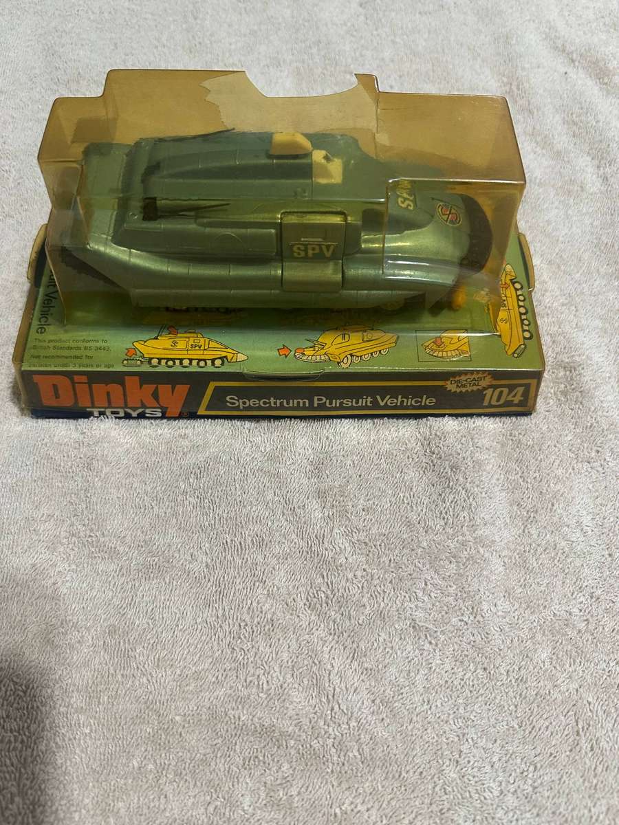 DINKY TOYS