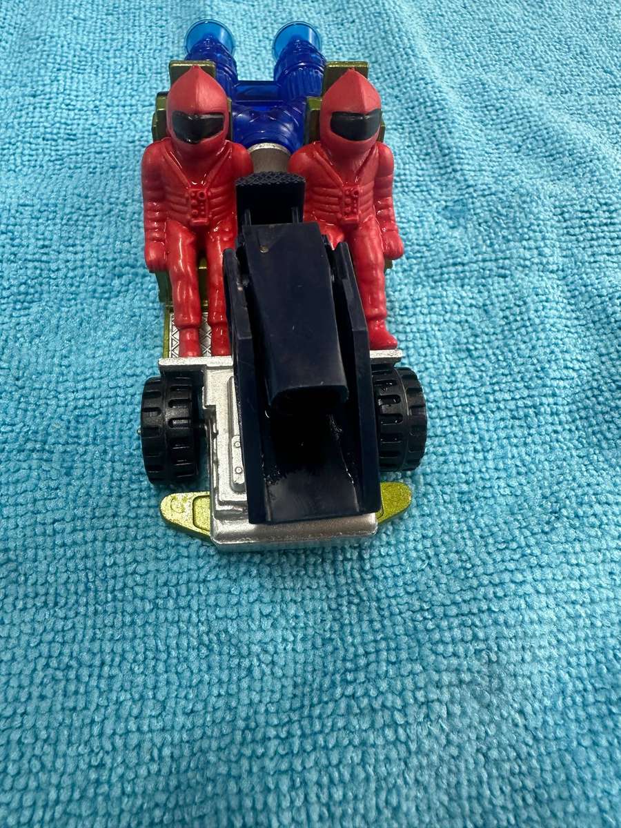 DINKY TOYS