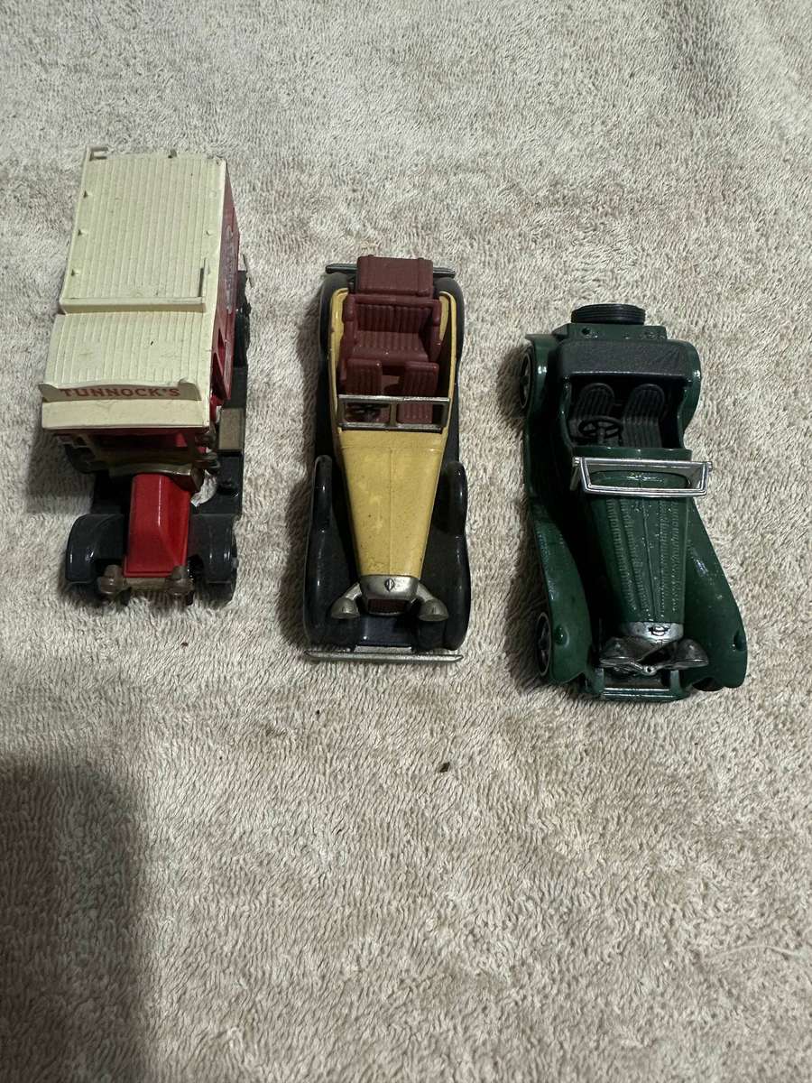 MATCHBOX TOYS