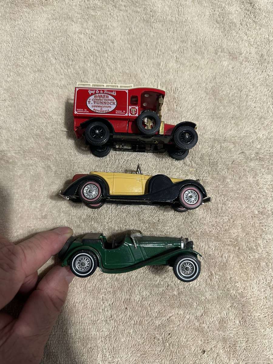 MATCHBOX TOYS
