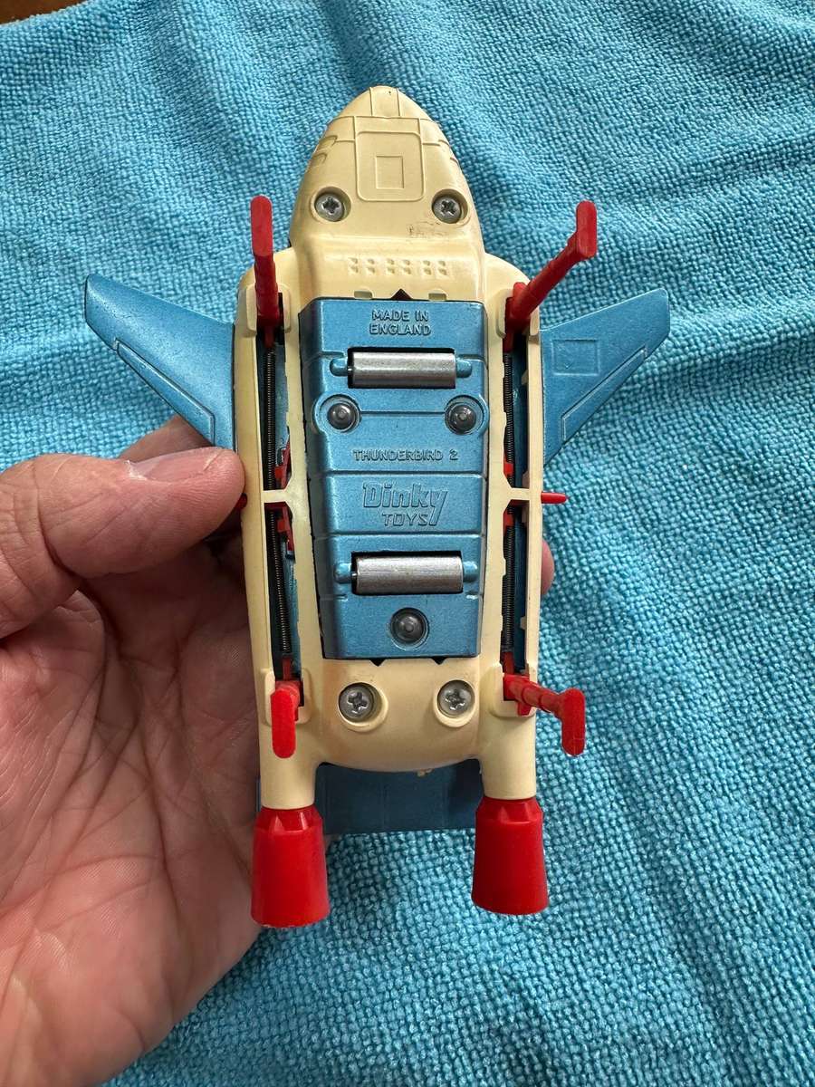 DINKY TOYS