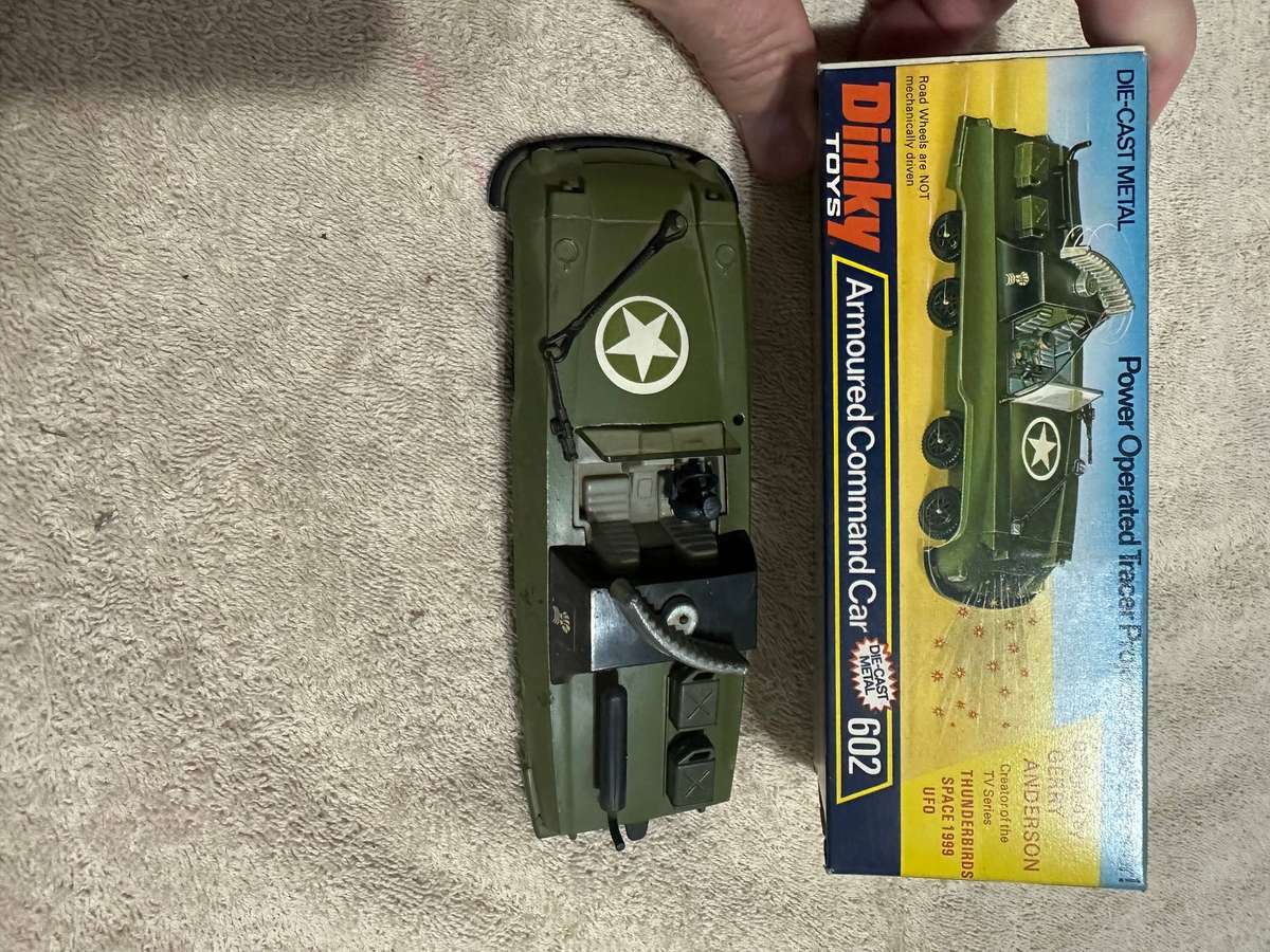 DINKY TOYS