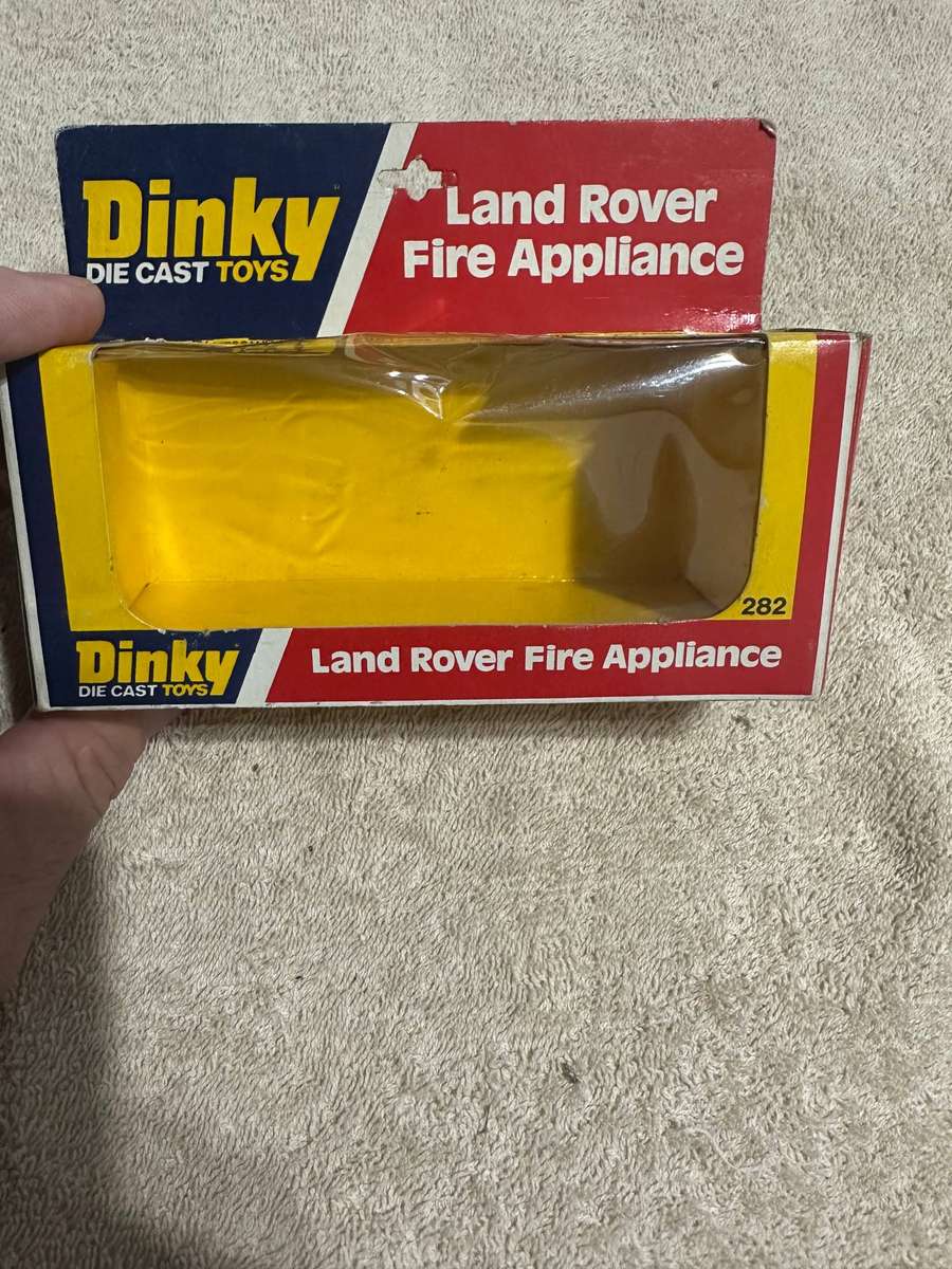 DINKY TOYS